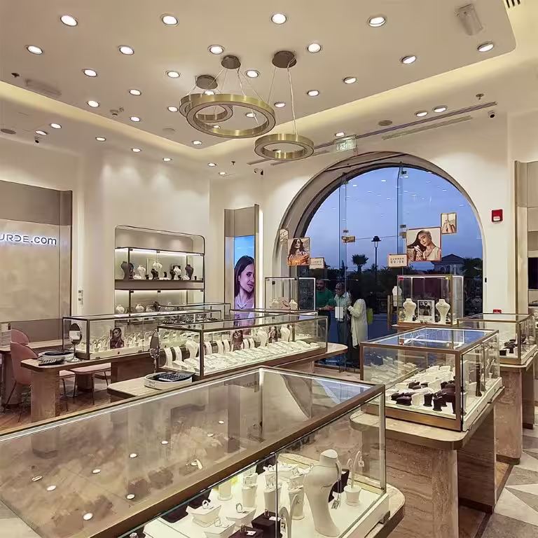 Lazurde retail interior project